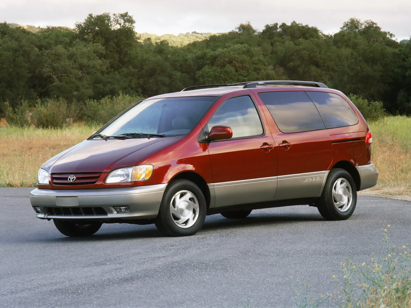 Toyota Sienna I Рестайлинг