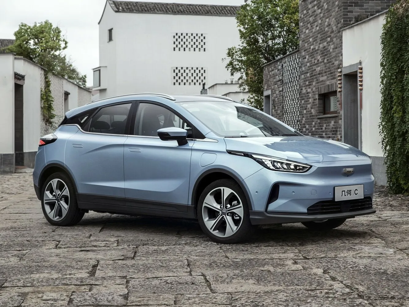 Geely Geometry C 