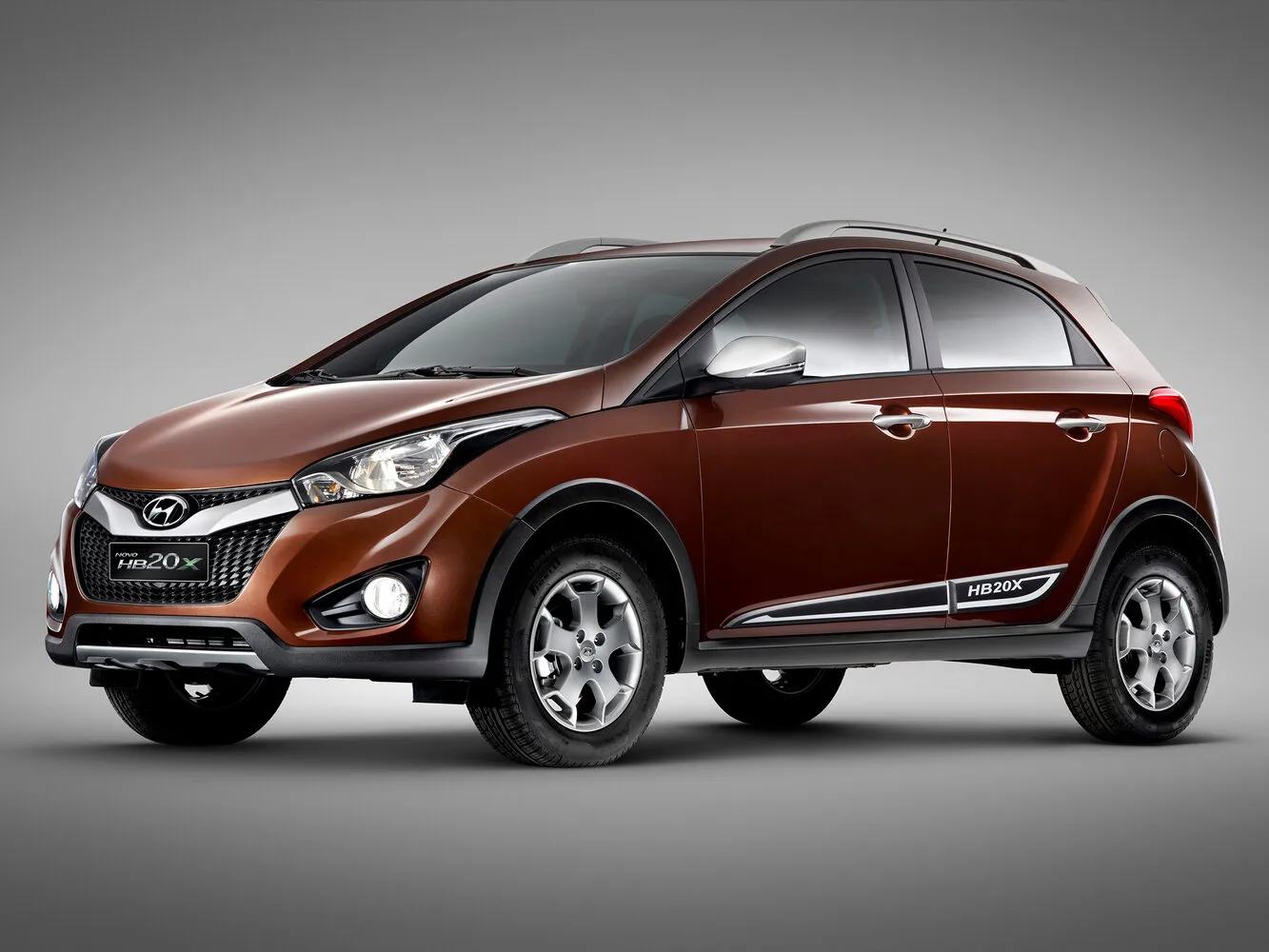 Hyundai HB20 X 1.6 AT (122 л.с.)