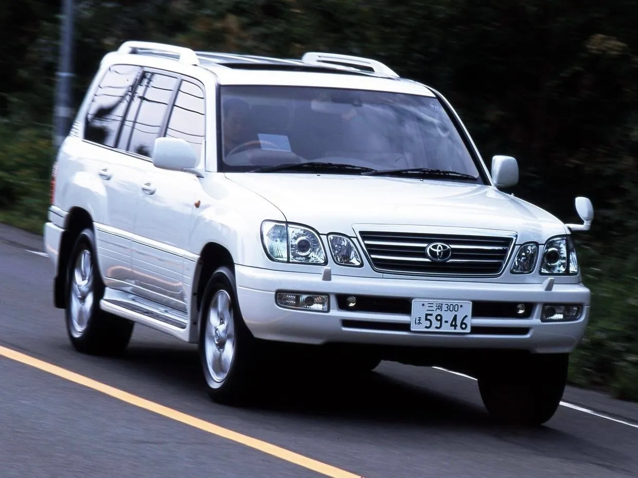 Toyota Land Cruiser Cygnus 4.7 AT (235 л.с.) 4WD