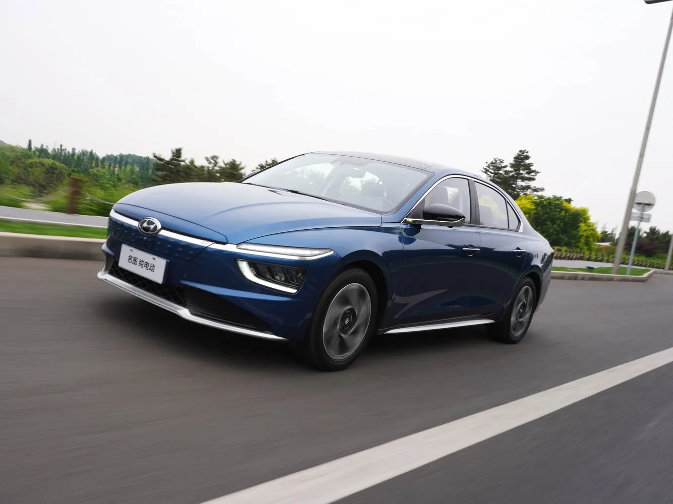 Hyundai Mistra Electro AT (135.0 кВт)