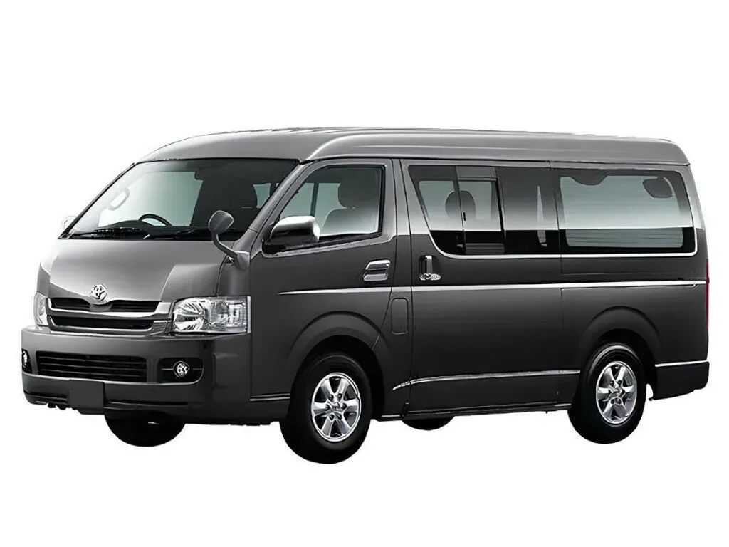 Toyota RegiusAce H200 Рестайлинг 1