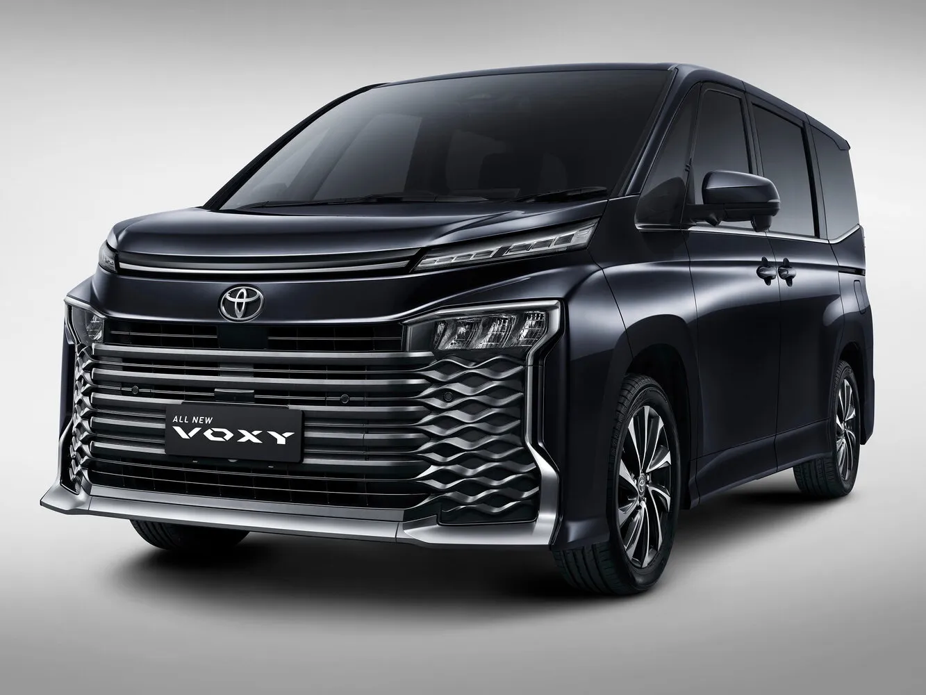 Toyota Voxy IV (R90)