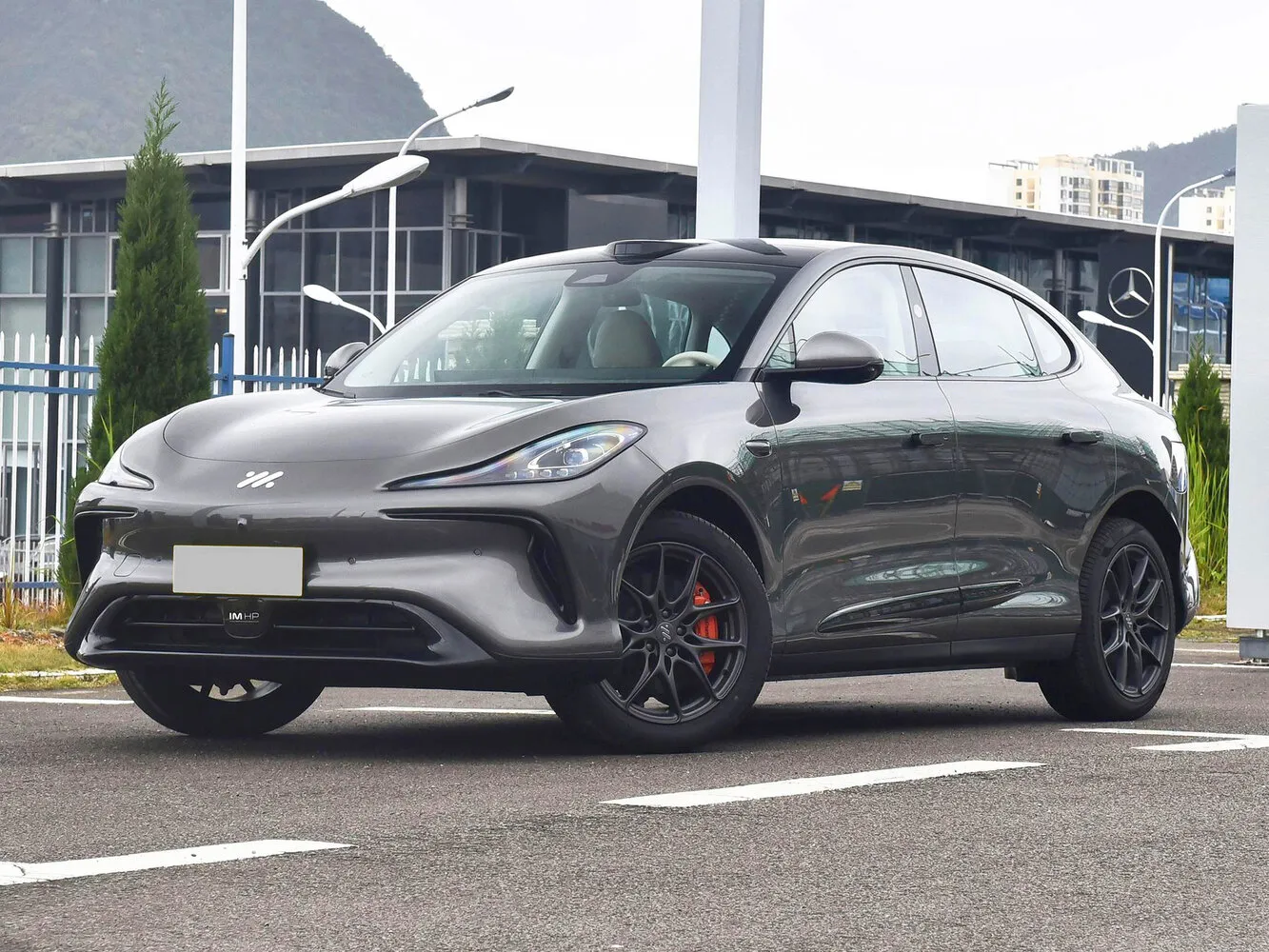 IM Motors (Zhiji) LS6 I
