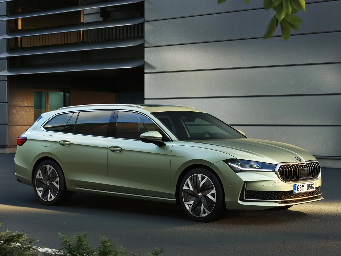 Skoda Superb 2.0 AMT (265 л.с.) 4WD