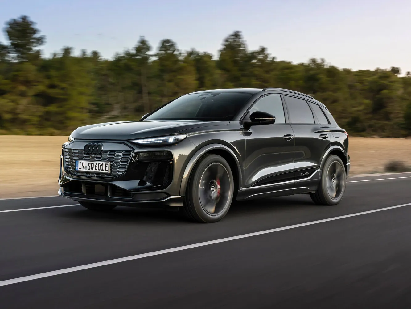 Audi SQ6 e-tron