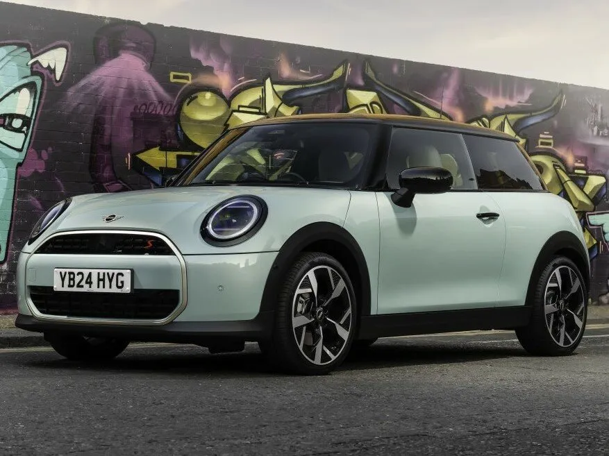 Mini Hatch IV (F65/F66/J01)