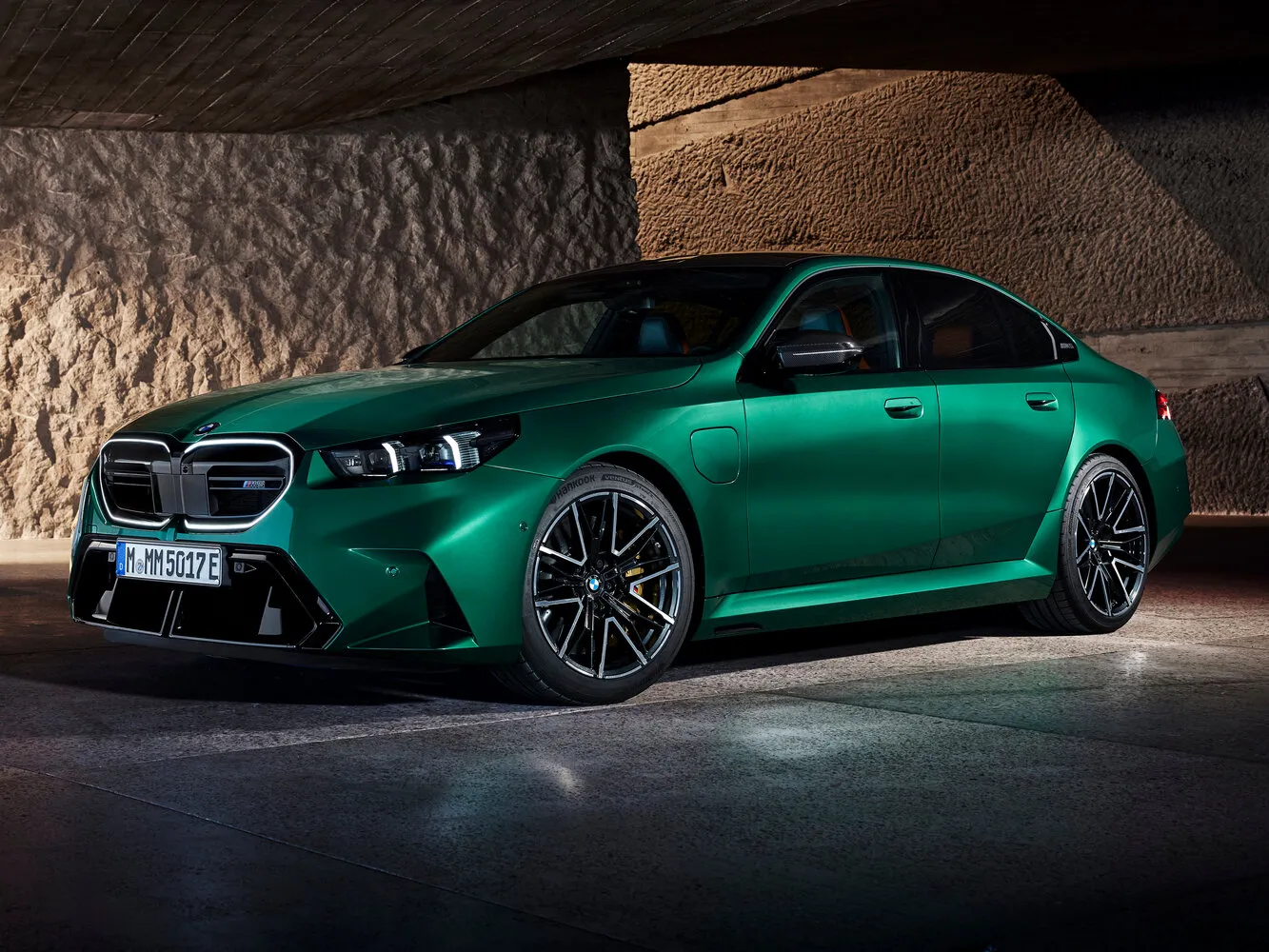 BMW M5 VII (G90)