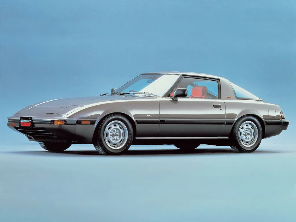 Mazda Savanna RX-7 I (SA) Рестайлинг