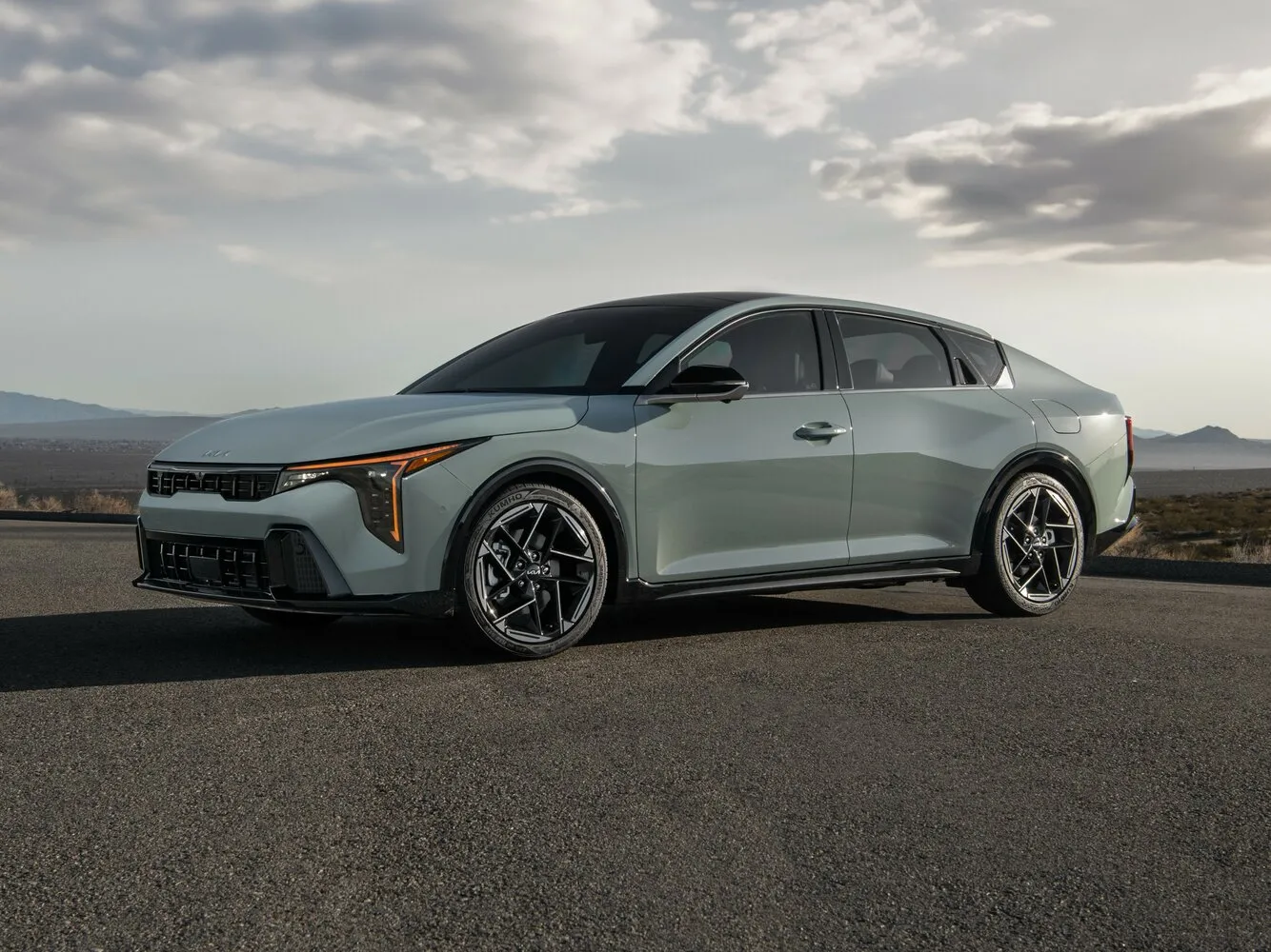 Kia K4