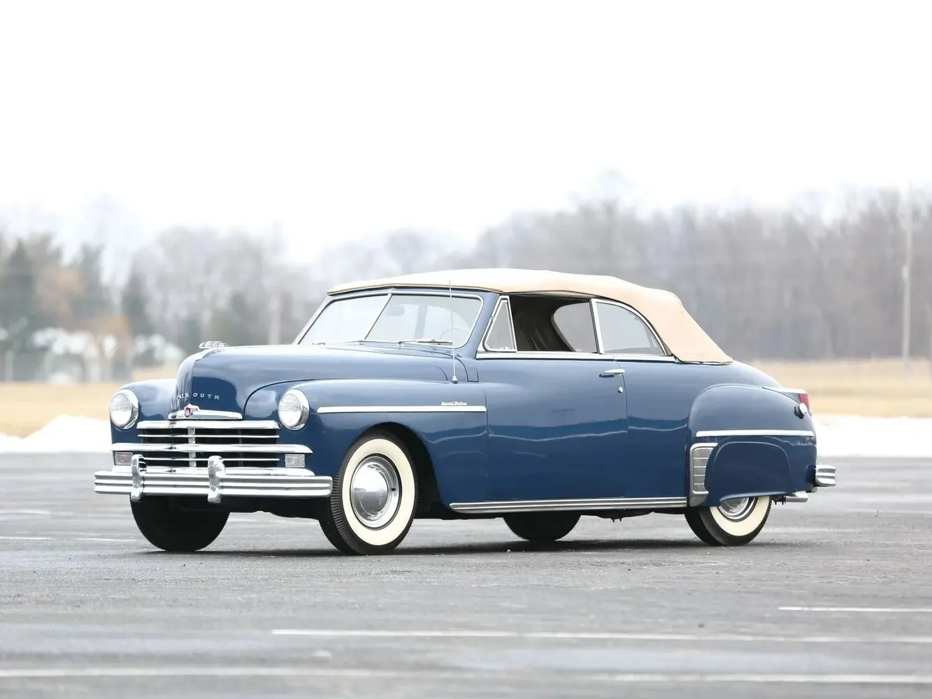 Plymouth De Luxe II