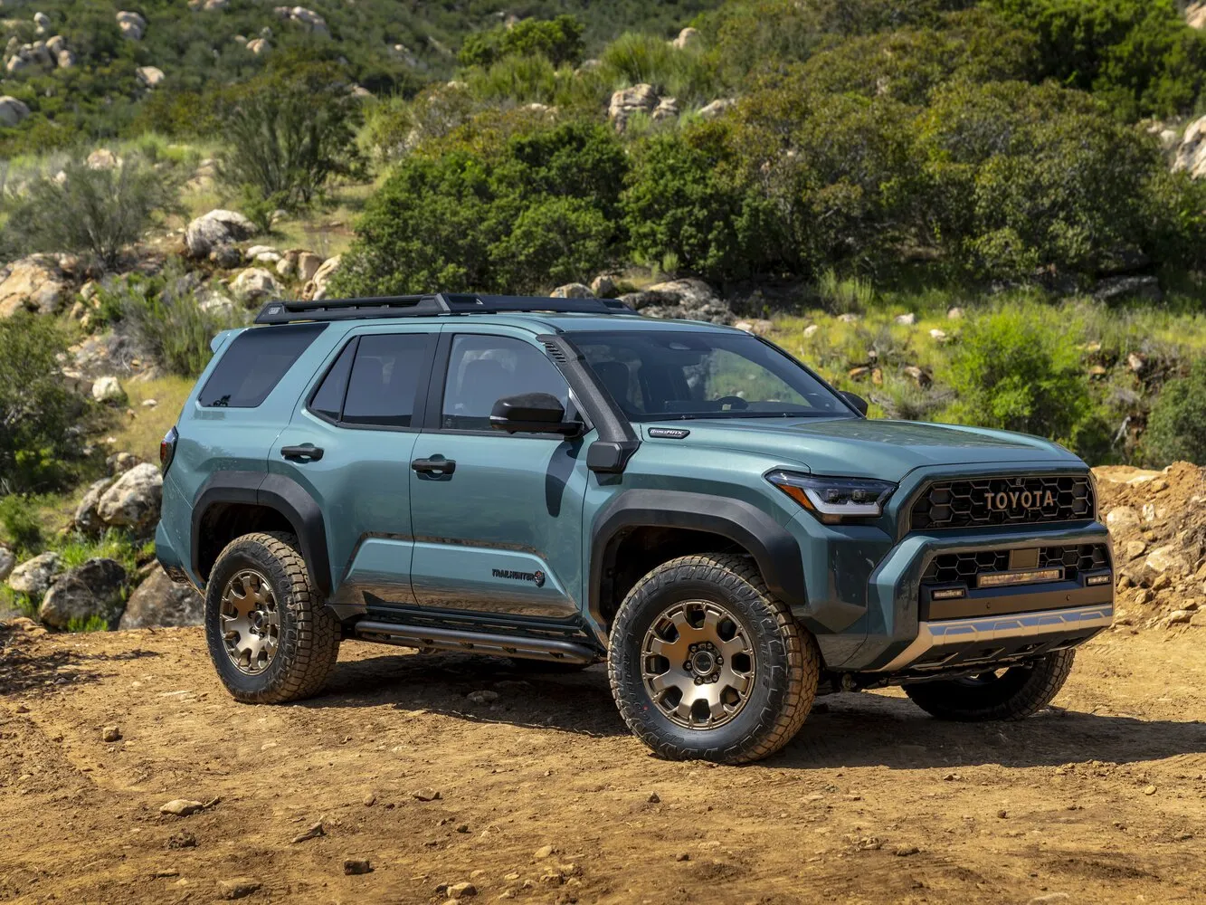 Toyota 4Runner VI