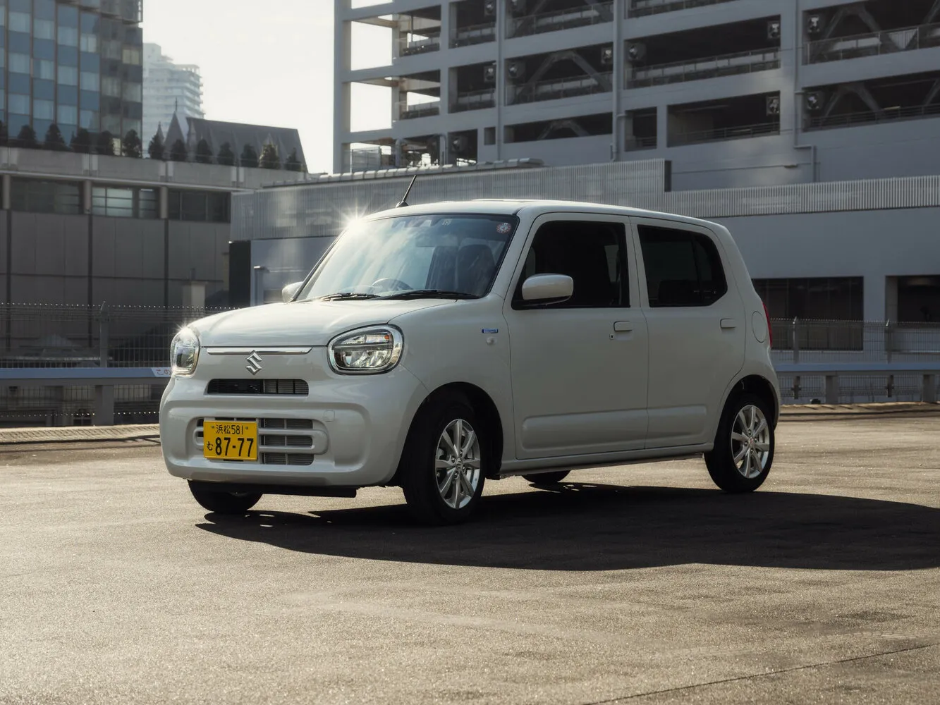 Suzuki Alto IX (HA37)