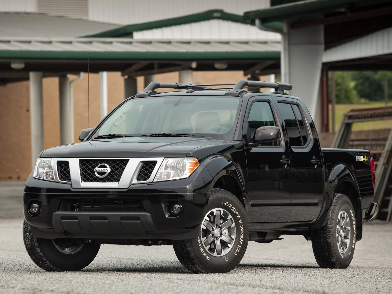 Nissan Frontier 4.0 AT (261 л.с.)