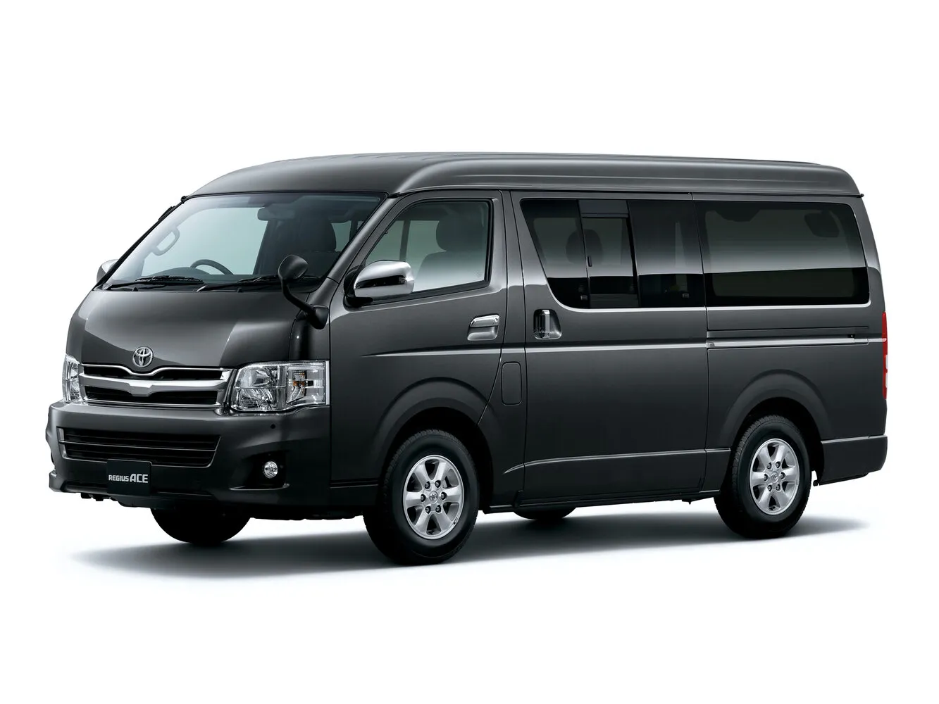 Toyota RegiusAce H200 Рестайлинг 2