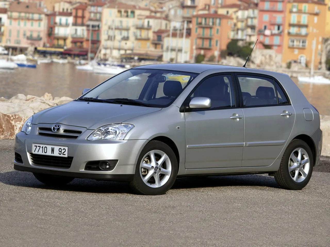 Toyota Corolla 2.0d MT (110 л.с.)