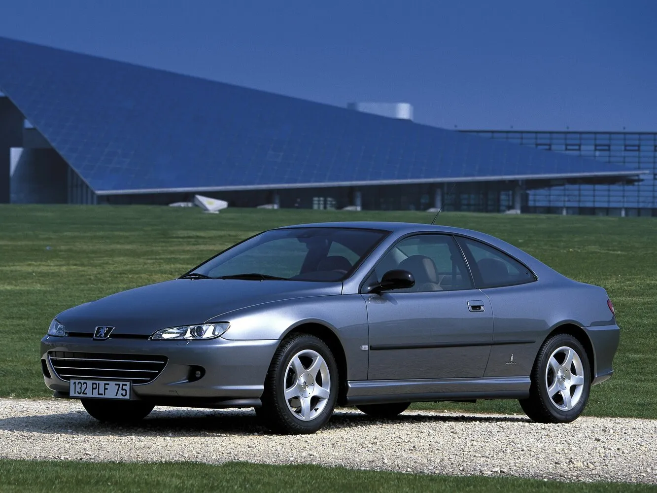 Peugeot 406 2.0 AT (135 л.с.)
