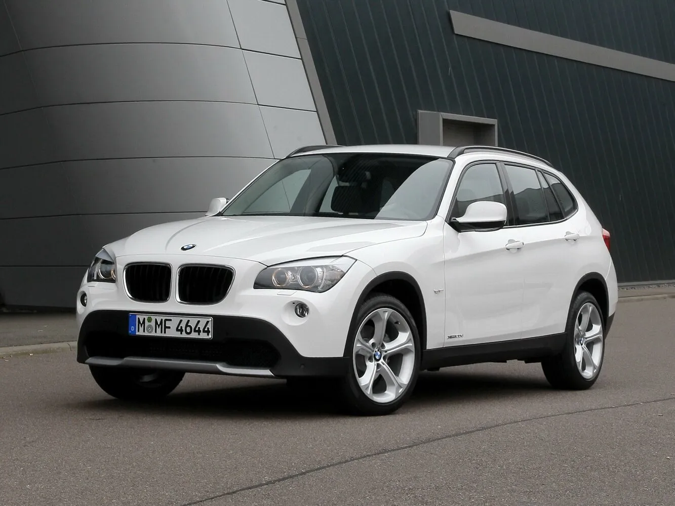 BMW X1 I (E84)