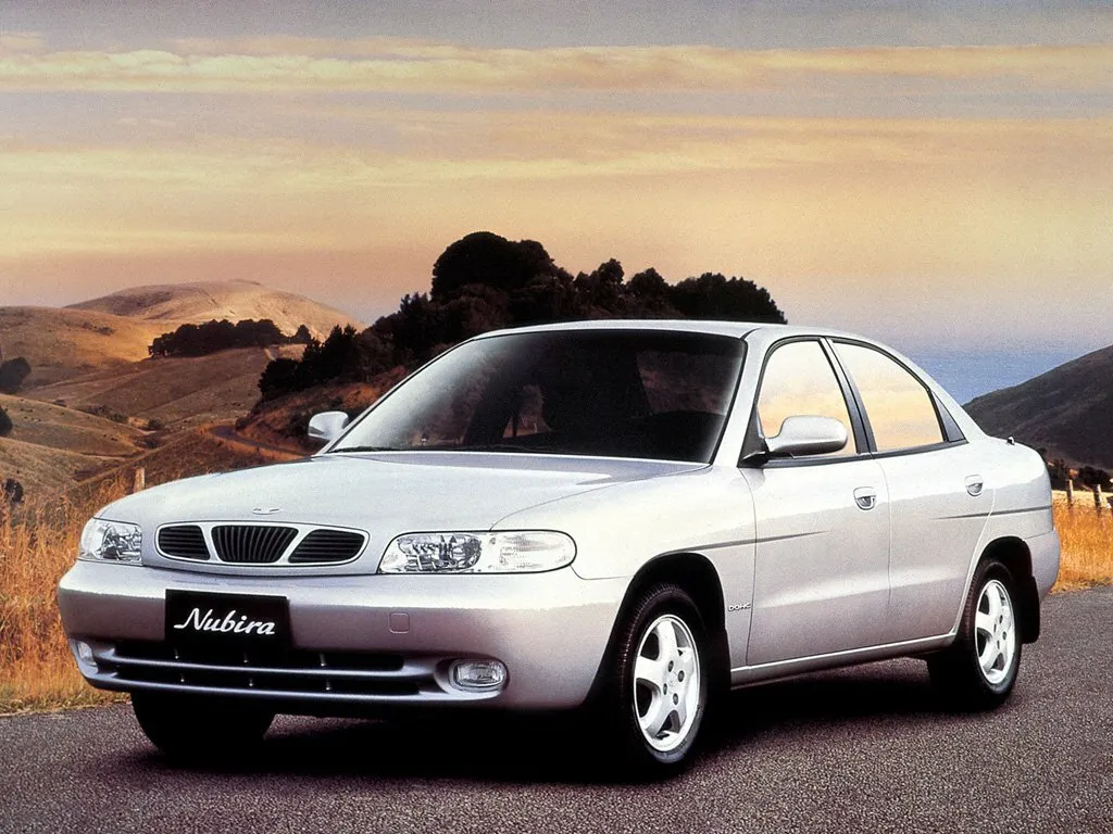 Daewoo Nubira 1.6 MT (106 л.с.)