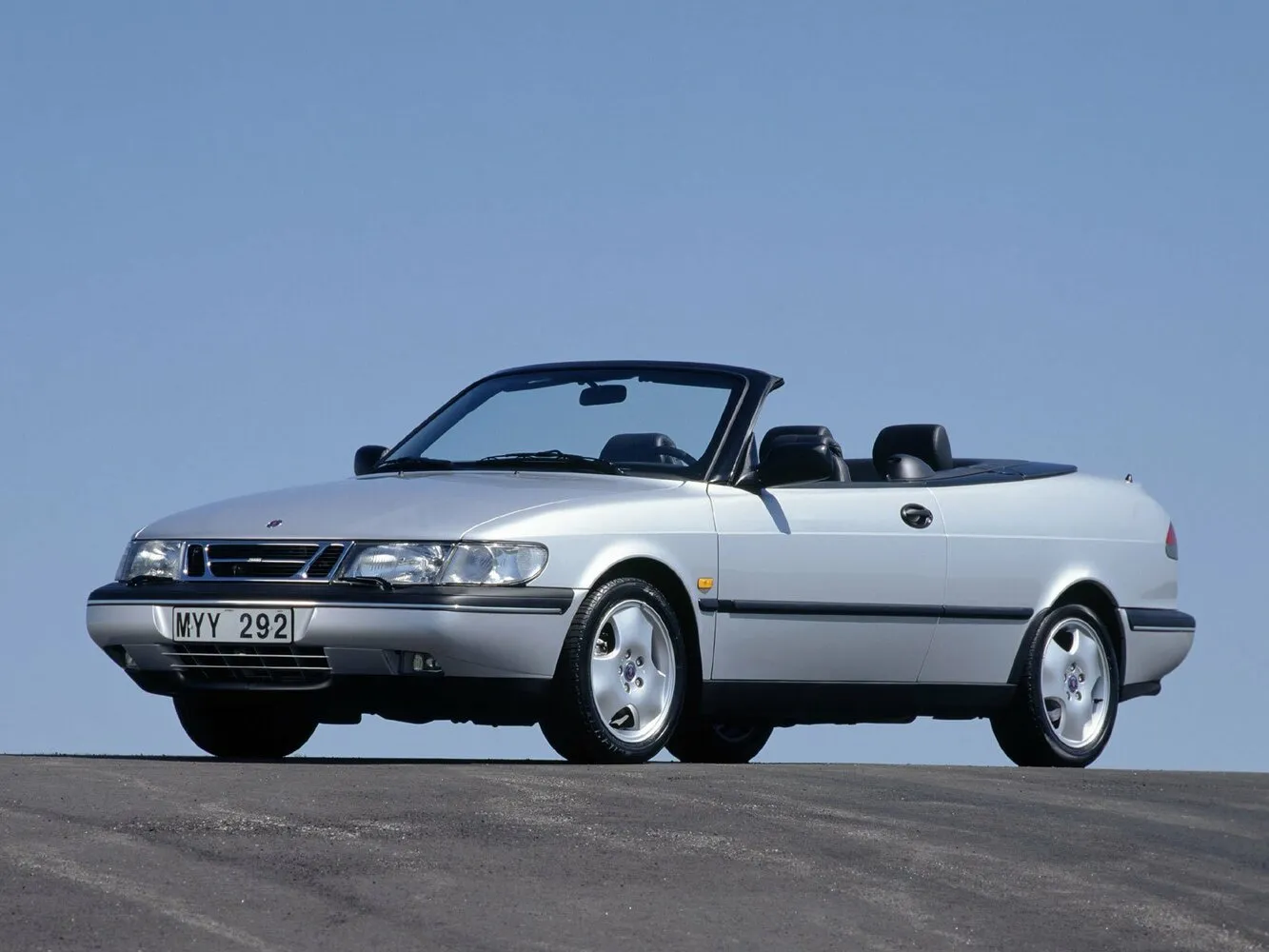 Saab 900 II