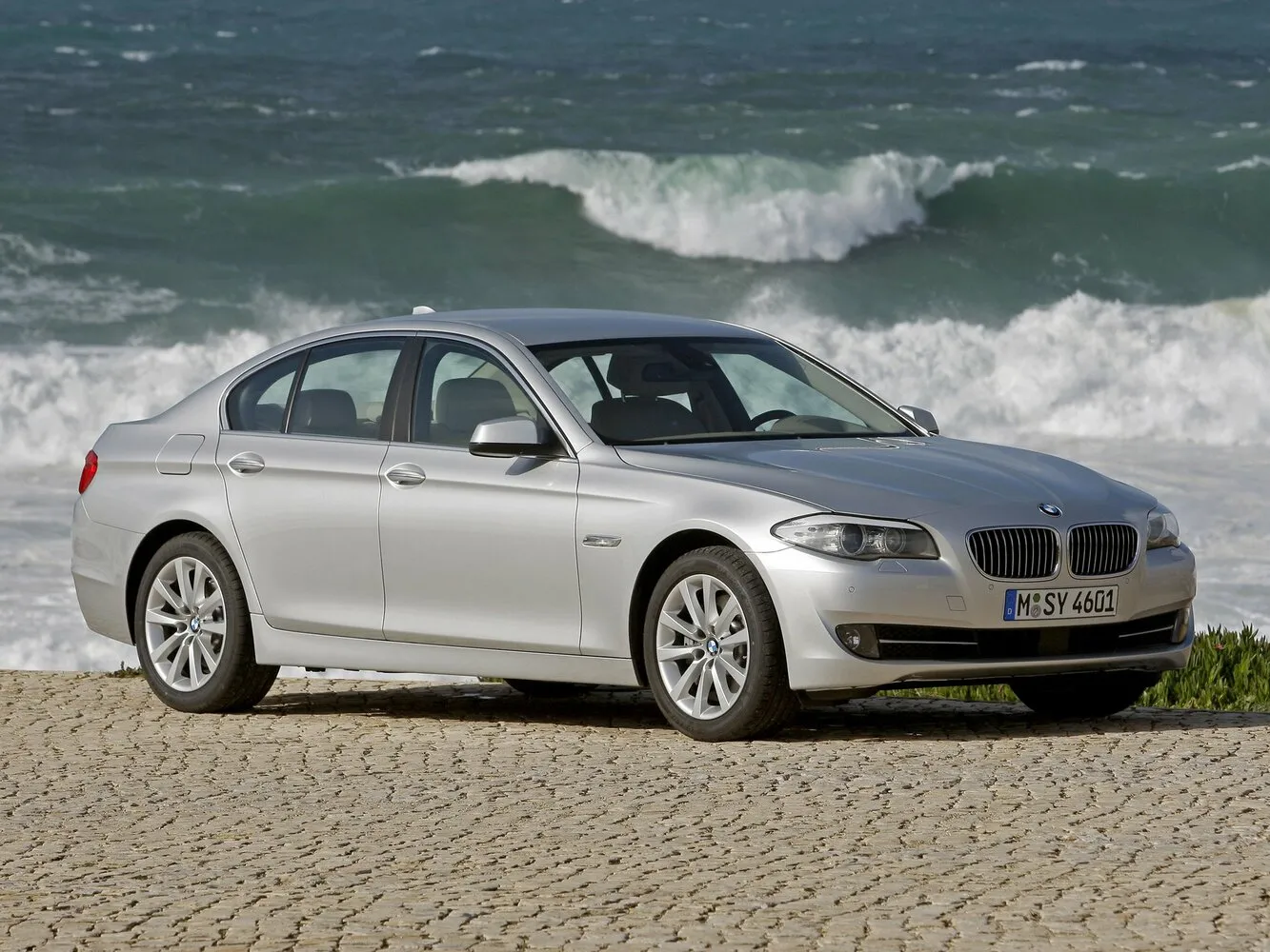 BMW 5 серии VI (F10/F11/F07)