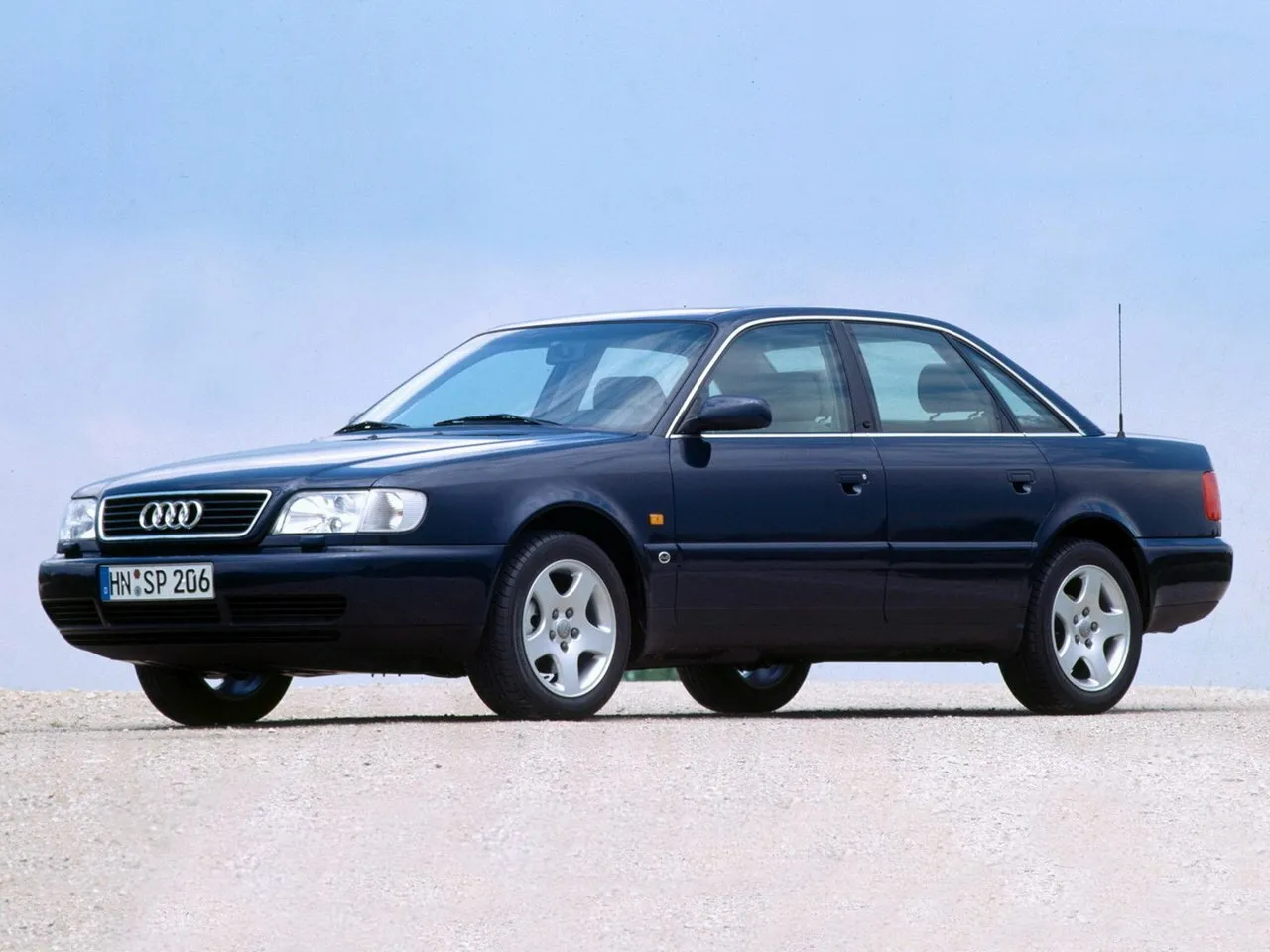 Audi A6 I (C4)
