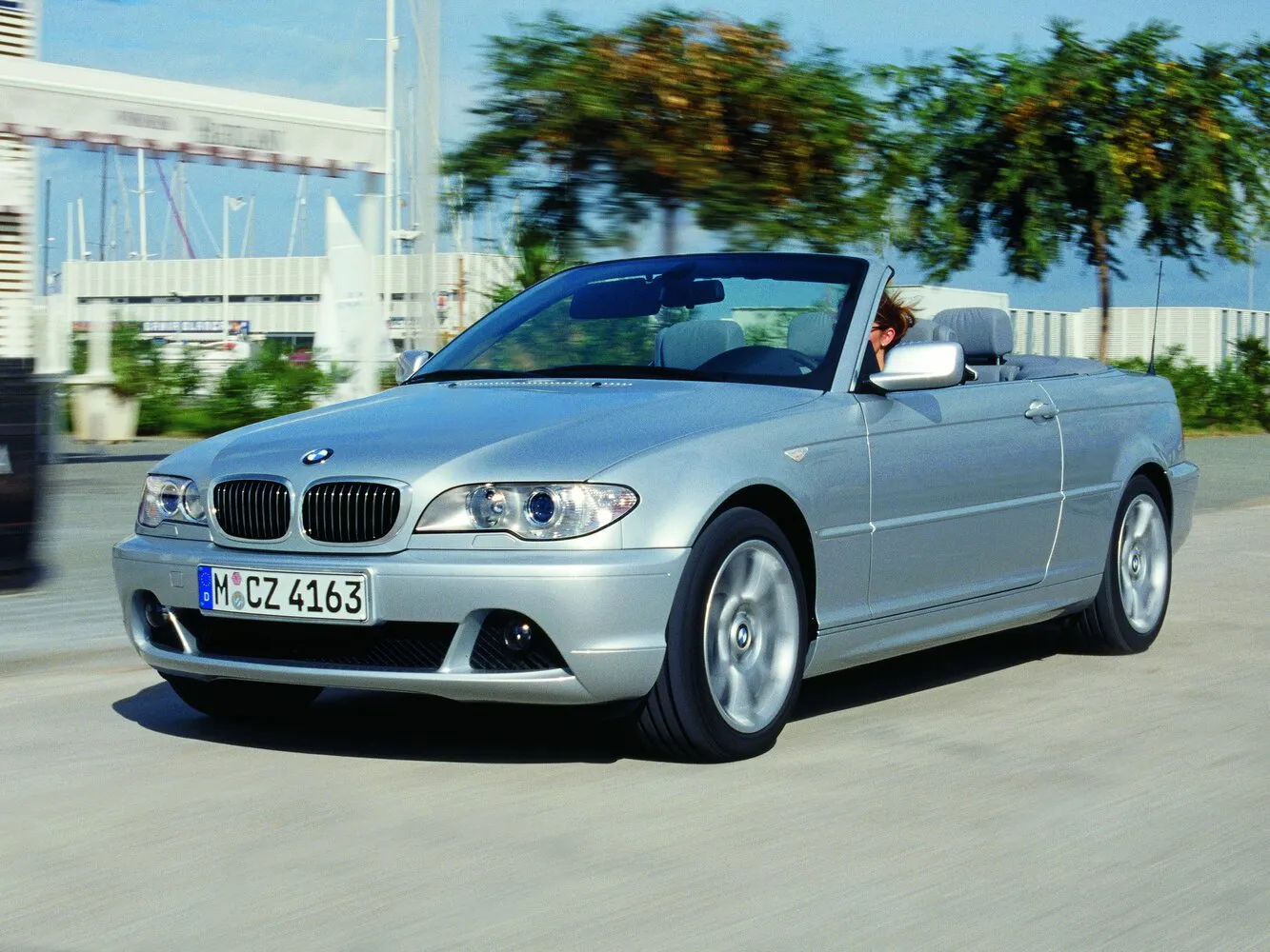 BMW 3 серии 330d 3.0d MT (204 л.с.)
