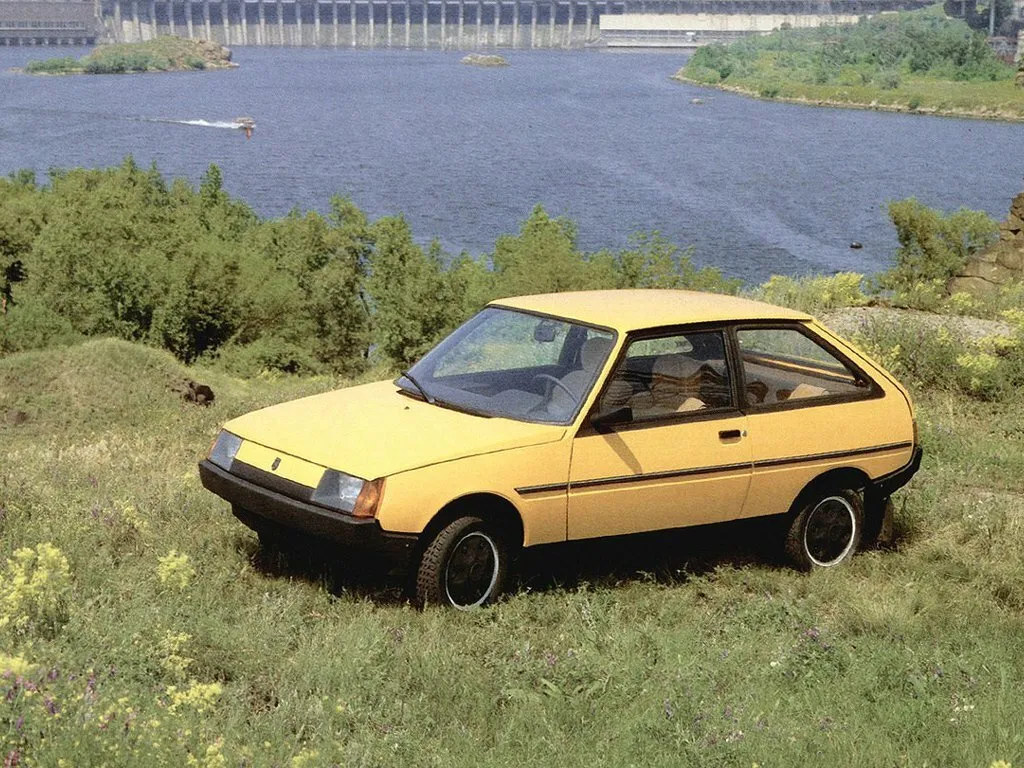 ЗАЗ 1102 «Таврия» 