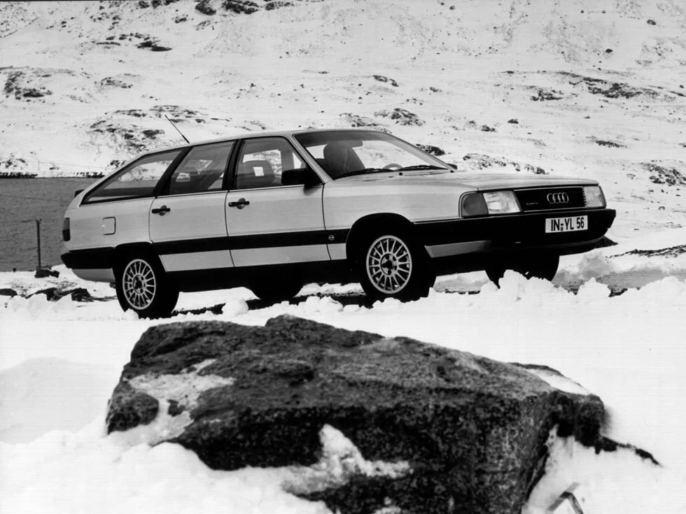 Audi 100 1.8 MT (75 л.с.)