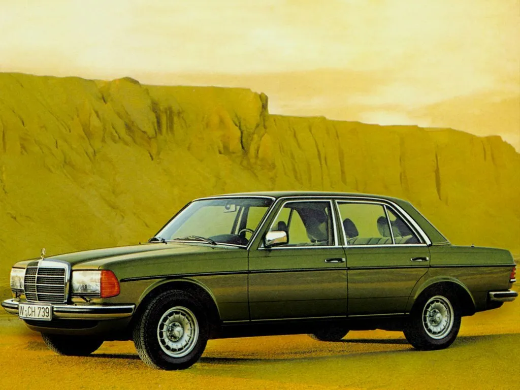 Mercedes-Benz W123 200 2.0d AT (60 л.с.)