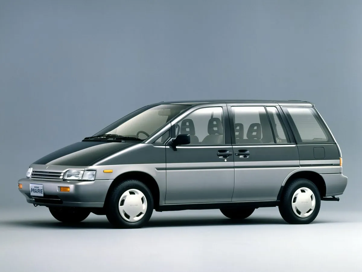Nissan Prairie II (M11)