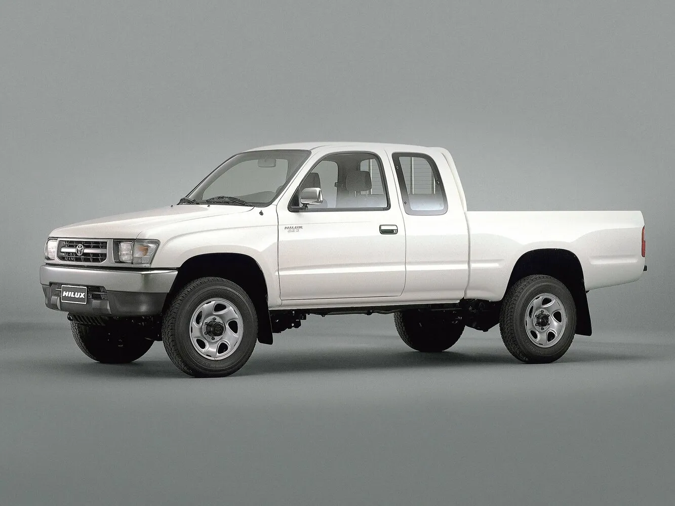 Toyota Hilux VI