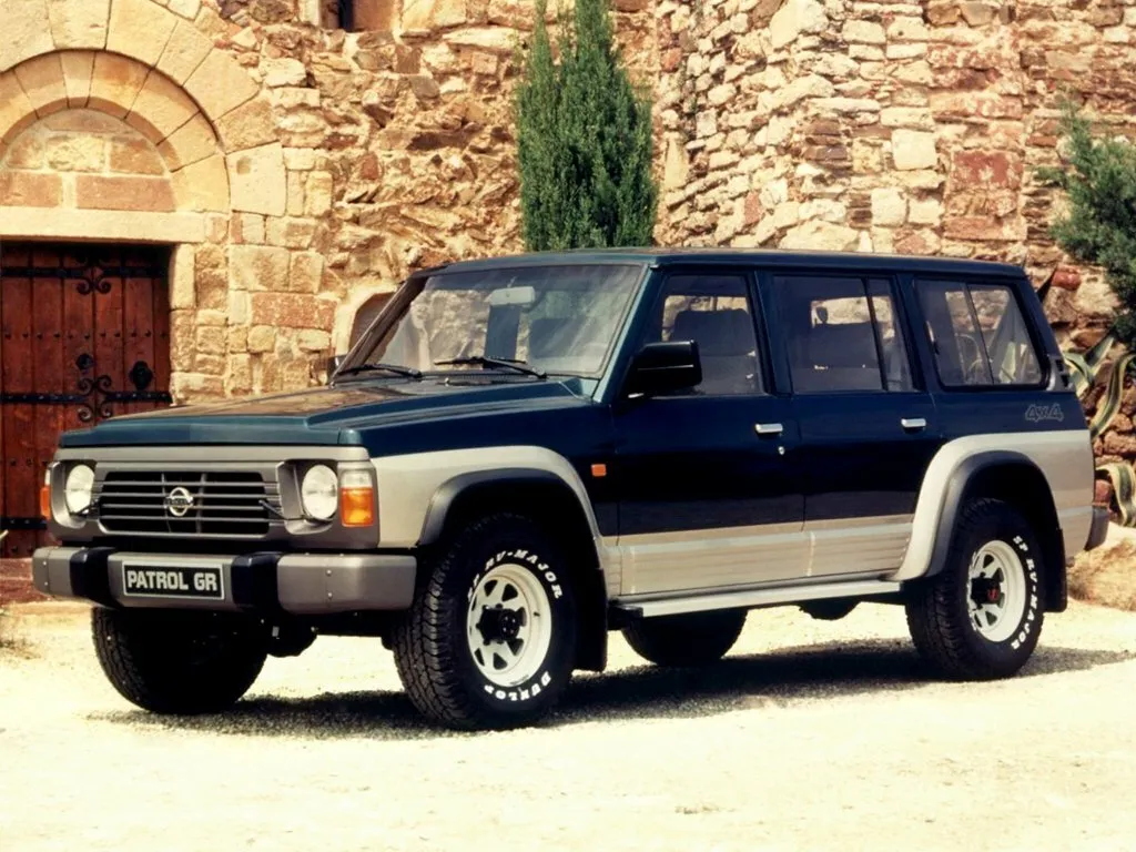 Nissan Patrol 4.2 MT (175 л.с.) 4WD