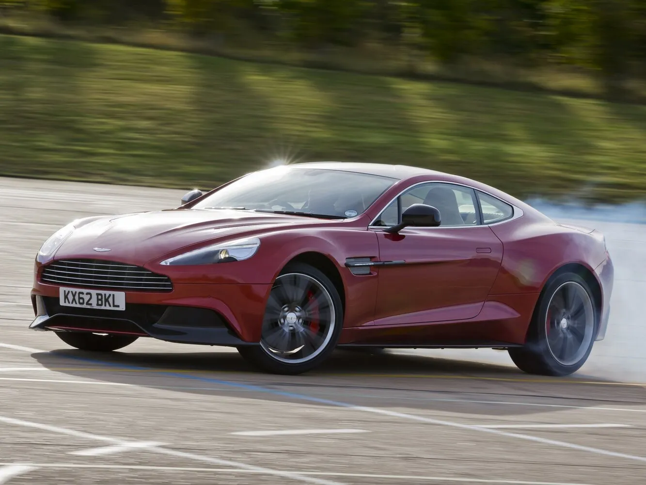 Aston Martin Vanquish II