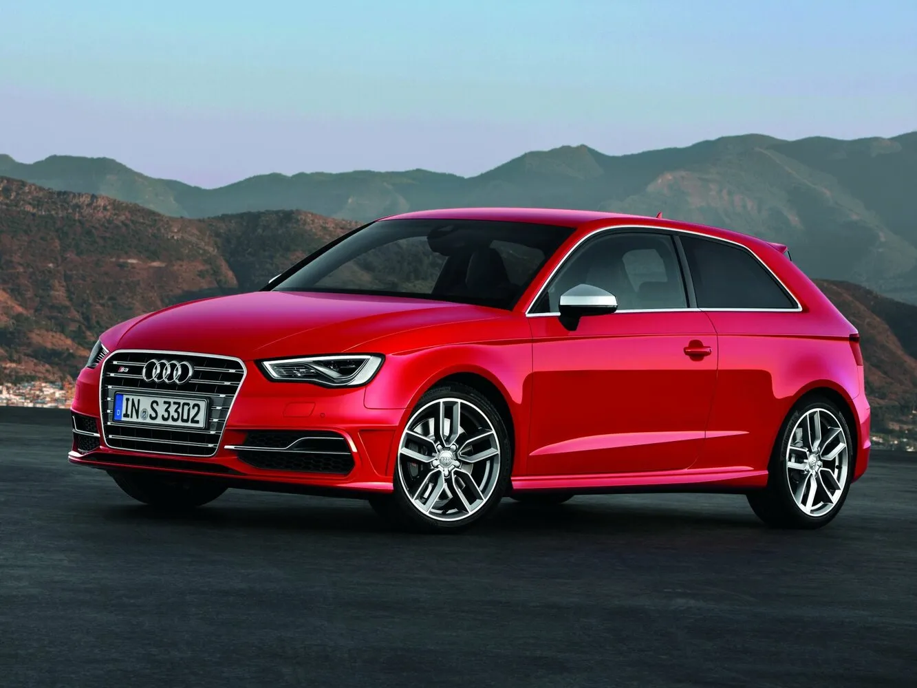 Audi S3 2.0 MT (300 л.с.) 4WD