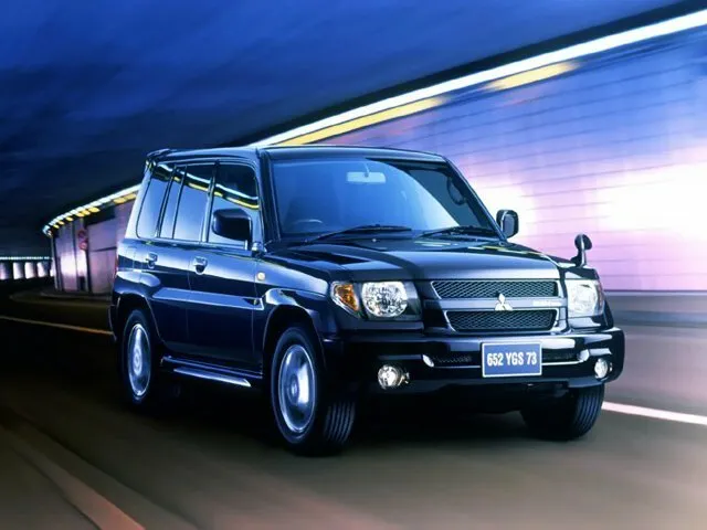 Mitsubishi Pajero iO 1.8 AT (160 л.с.) 4WD